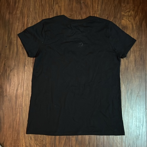 Black Holiday/Christmas Tshirt With Black Santa - Picture 4 of 4